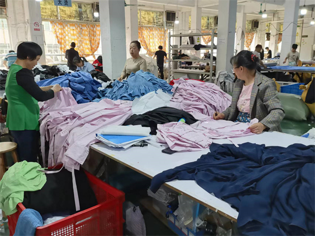 服裝全檢服務 保障品質，提升零售競爭力